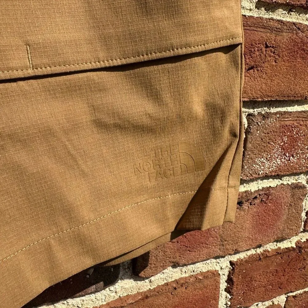 The North Face Class V Ripstop 5” Shorts Utility Brown Mens L NEW
